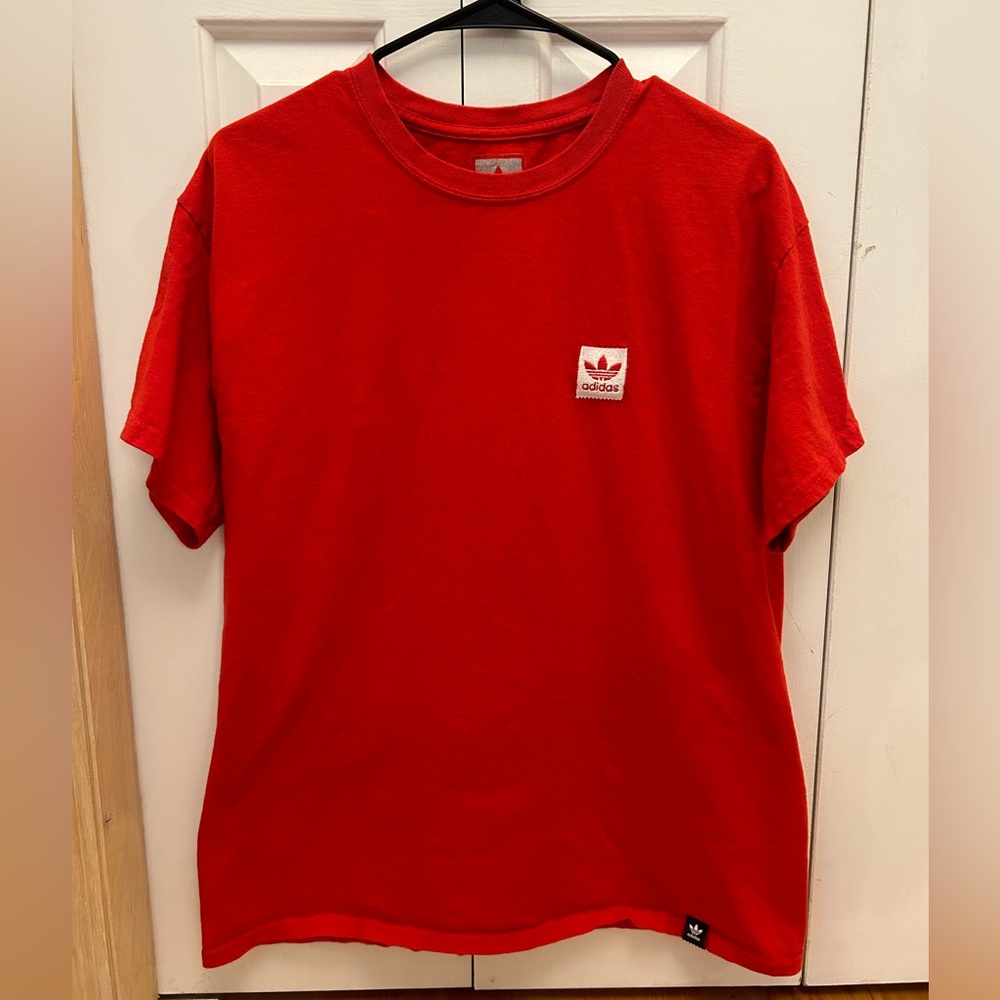 Red Adidas T-Shirt, Size Large - Picture 1 of 2
